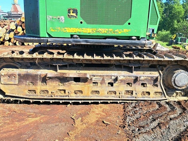 2016-deere-853m-image-30