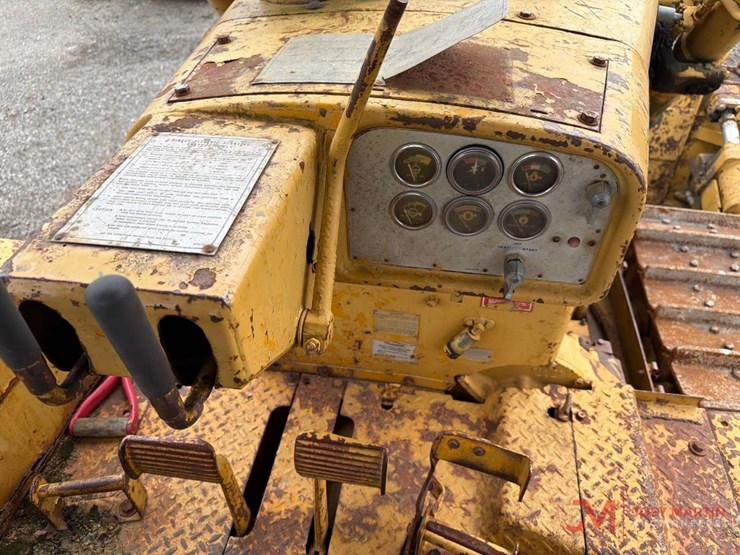 caterpillar-d7f-image-7