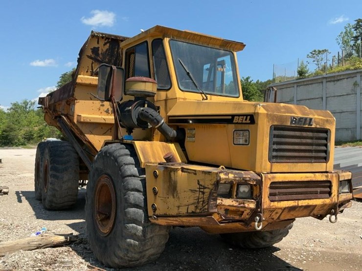 #131-•-bell-off-road-dump-truck-image-7