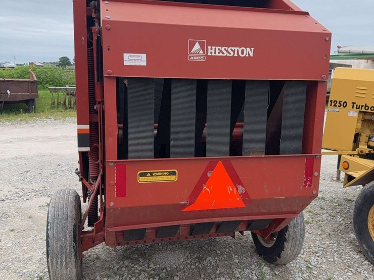 hesston-530-image-3