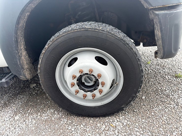 ford-f550-image-10