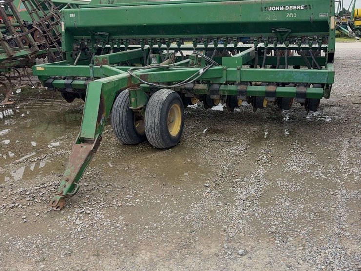 john-deere-750-image-2