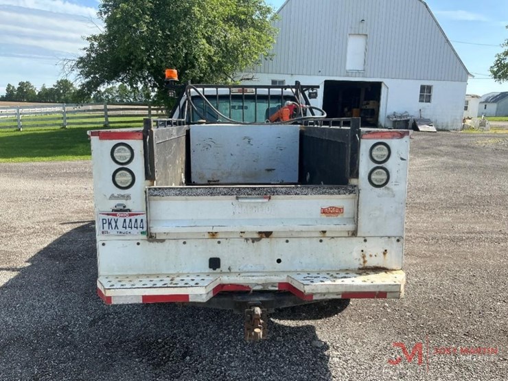 2012-ford-f250-xl-image-10