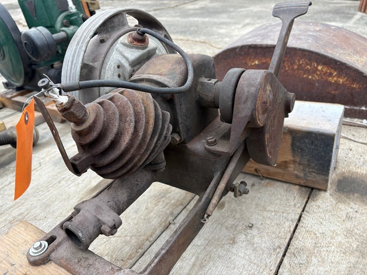 #5533-•-old-gasoline-engine-image-7