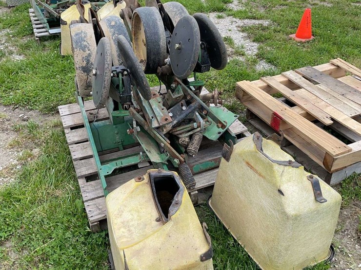 john-deere-7000-image-3