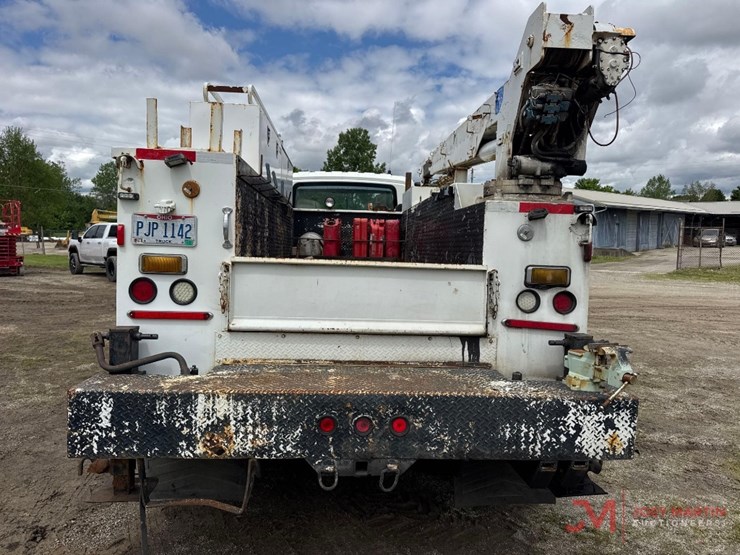 2004-international-durastar-4300-image-22