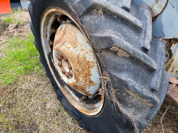 #3503-•-ferguson-wide-front-tractor-image-18