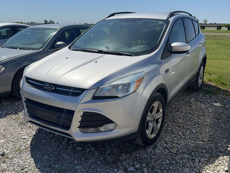 2016-ford-escape-image-2