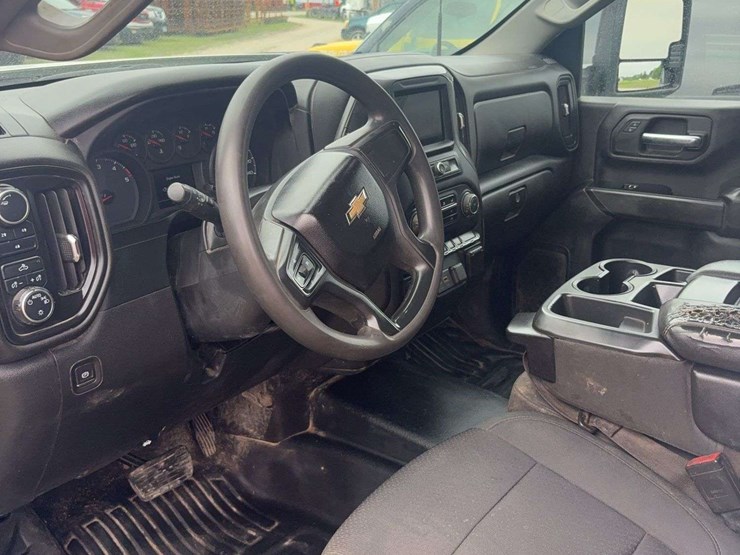 2022-chevrolet-3500-image-20