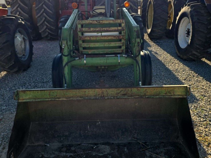 1977-john-deere-2040-image-2