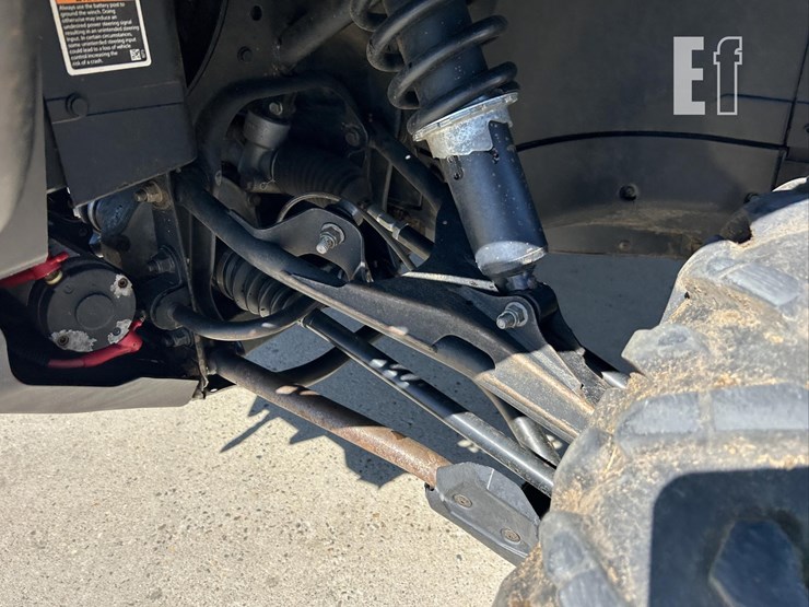 2021-can-am-defender-limited-cab-hd10-image-11