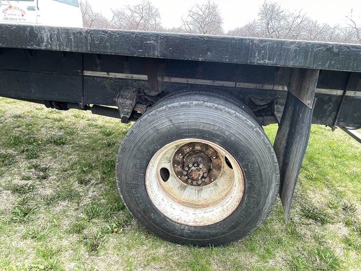 ford-l7000-image-19