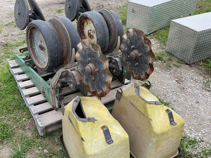 john-deere-7000-image-3