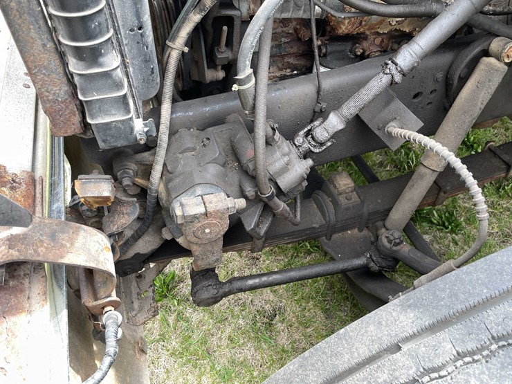 ford-l7000-image-80