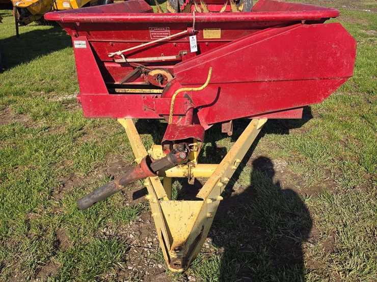 new-holland-513-image-2