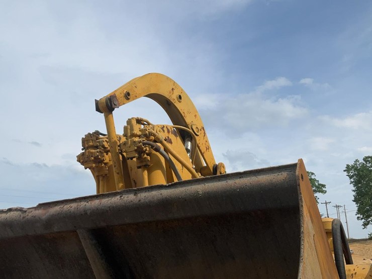 caterpillar-621-image-65