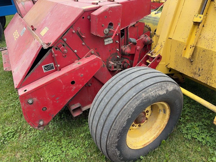 new-holland-892-image-13