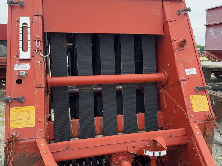 hesston-530-image-6