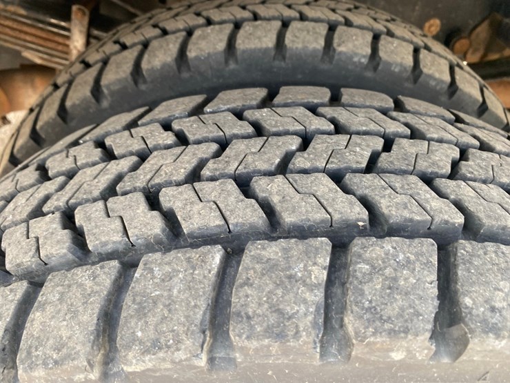 2019-ford-f-450-service-truck-image-69