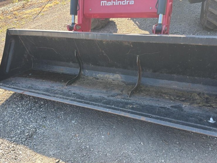 2018-mahindra-9110p-image-11