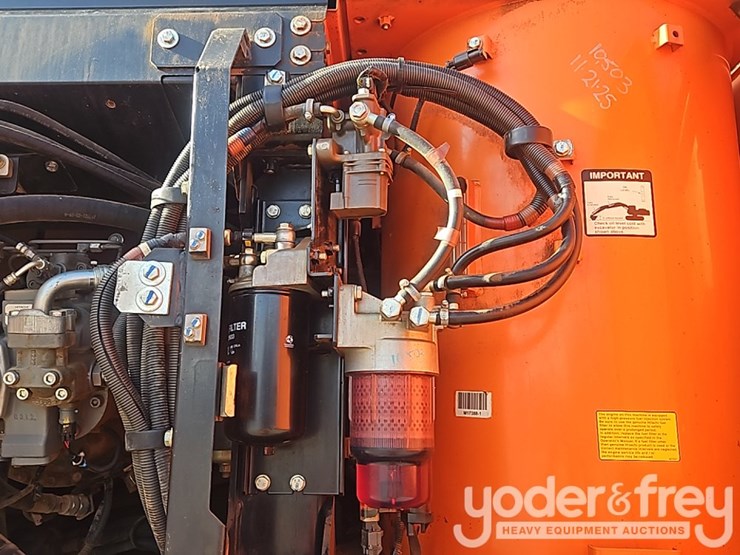 2018-hitachi-zx350-image-23