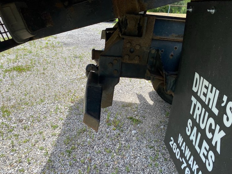 2002-gmc-6500-dump-truck-image-21