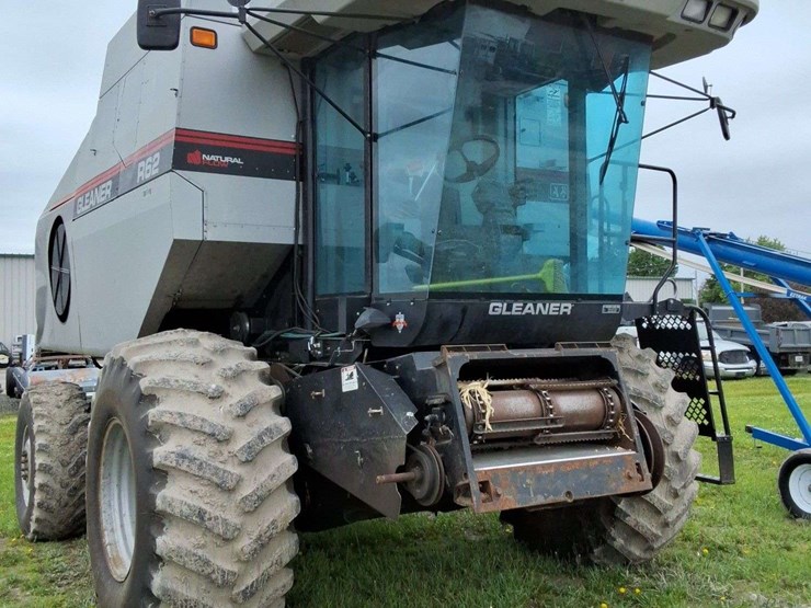 1998-gleaner-r62-image-3