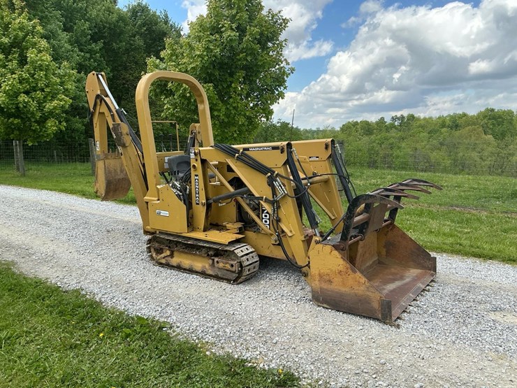#121-•-2014-magnatrac-mh-7000-crawler-loader-image-7