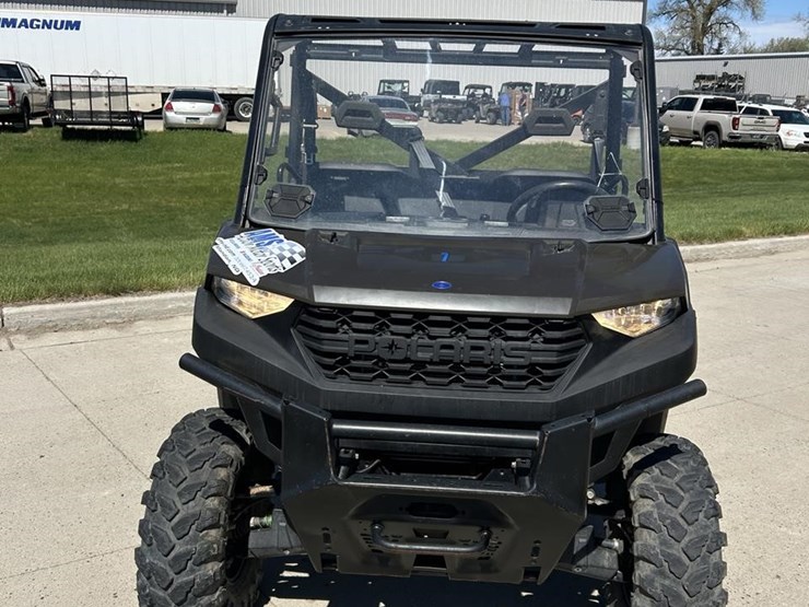 2023-polaris-ranger-1000-image-2
