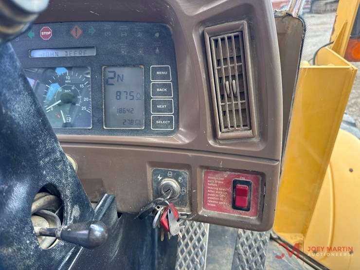2000-deere-544h-image-27