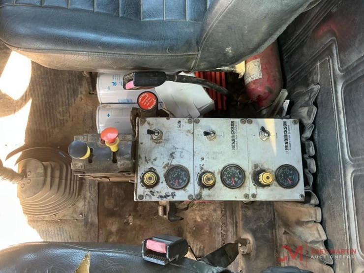 1998-mack-rd688s-image-16