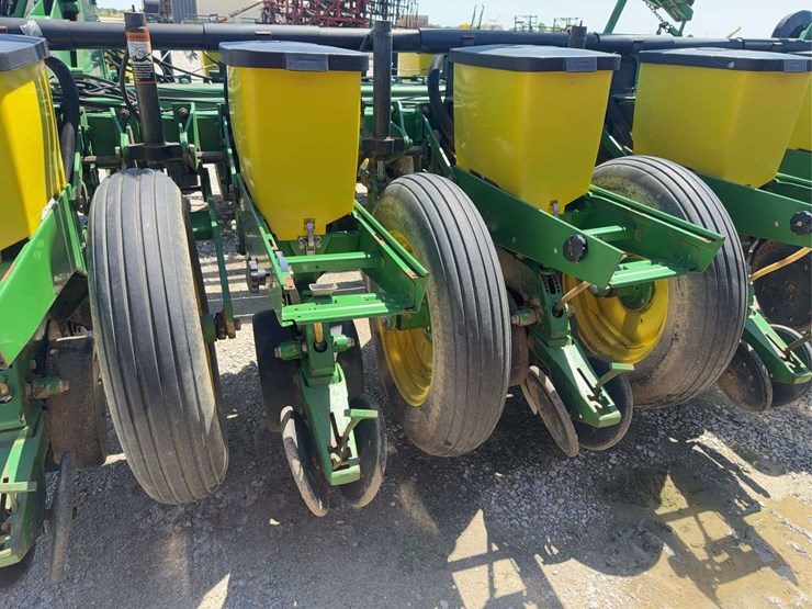 john-deere-1770-image-6