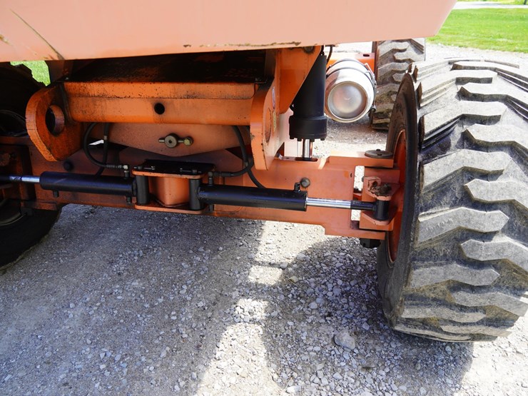 2000-jlg-600sj-image-44