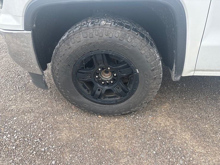2017-gmc-sierra-1500-image-5