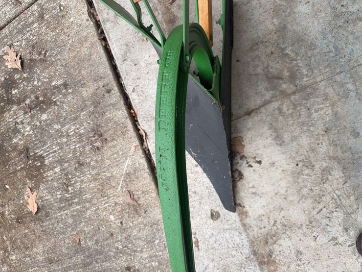 john-deere-left-hand-plow-image-9