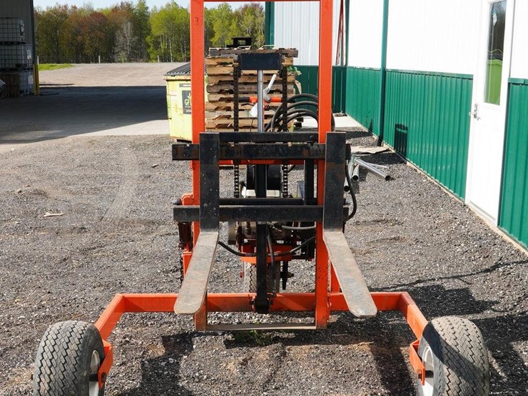#107-•-2006-rough-terrain-walk-behind-forklift-image-3
