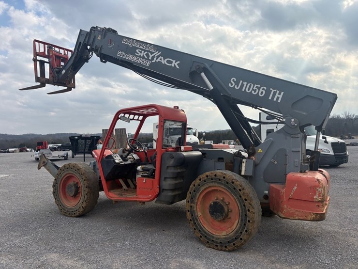 2017-skyjack-sj1056th-image-4