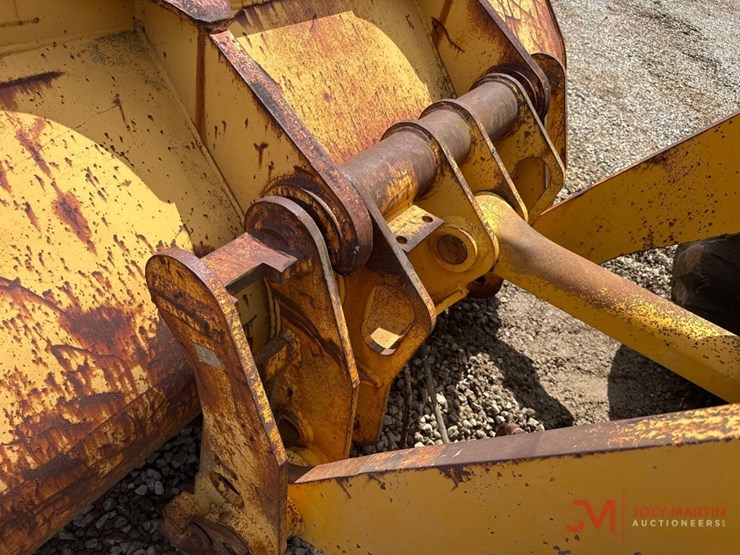 1996-deere-544g-image-9