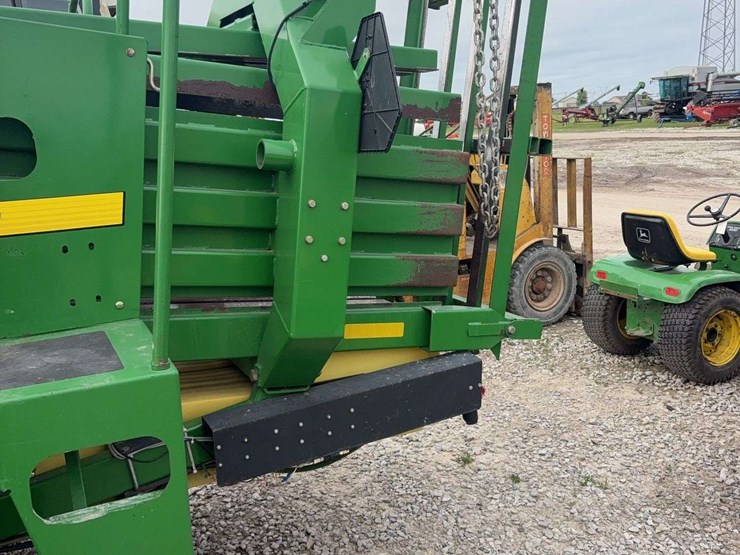 john-deere-100-image-24