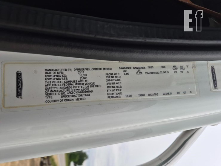 2018-freightliner-business-class-m2-112-image-16