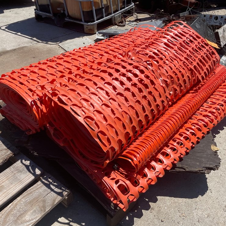 #6082 • Pallet of Snow Fence