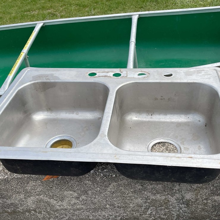 #4169 • Double Sink
