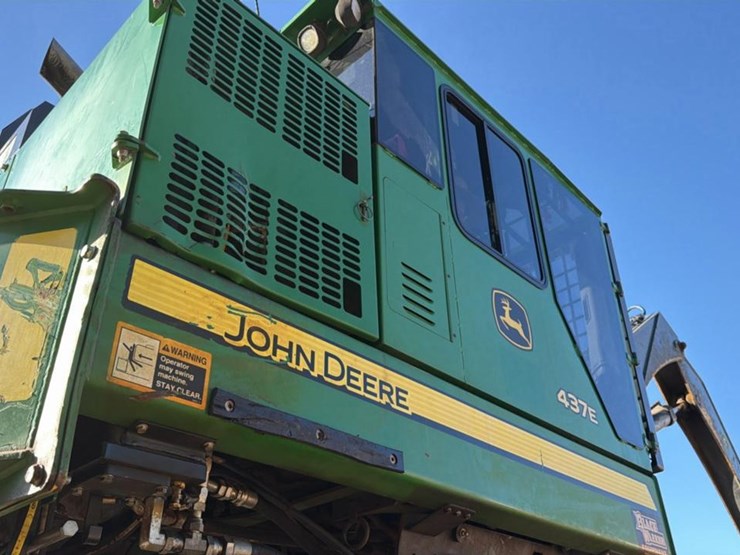 2018-deere-437e-image-32