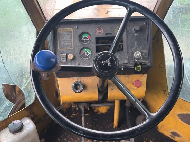 1996-deere-748g-image-24