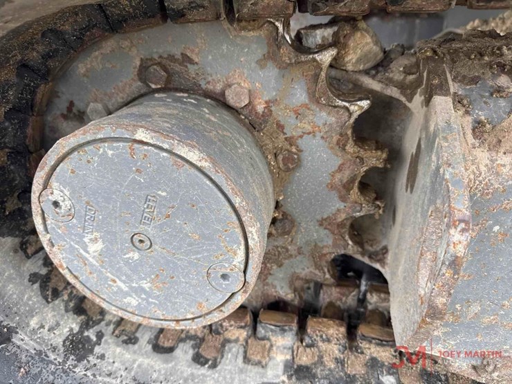 2019-takeuchi-tb235-2-image-11