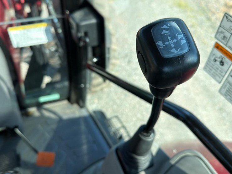 2018-mahindra-9110p-image-34