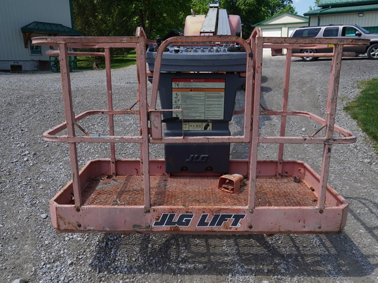 2000-jlg-600sj-image-20