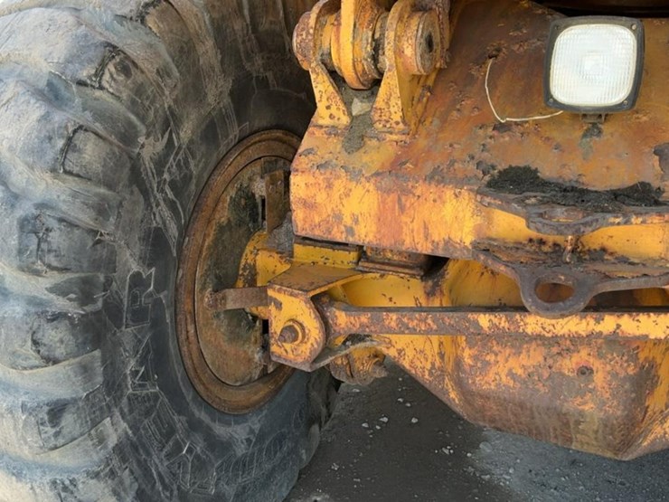 #131-•-bell-off-road-dump-truck-image-63