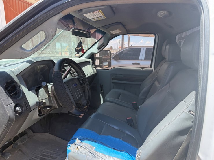 2014-ford-f550-image-5