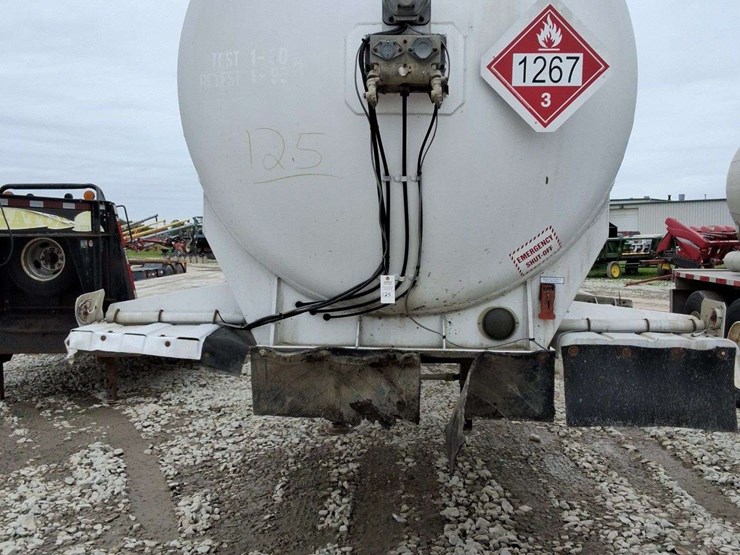 1987-trailmaster-tanker-image-2